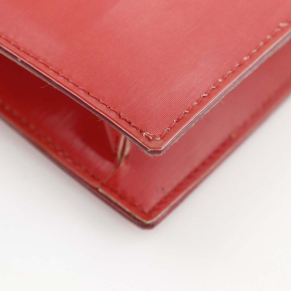 CHANEL Red Logo Shoulder Bag - Picture 7 of 16
